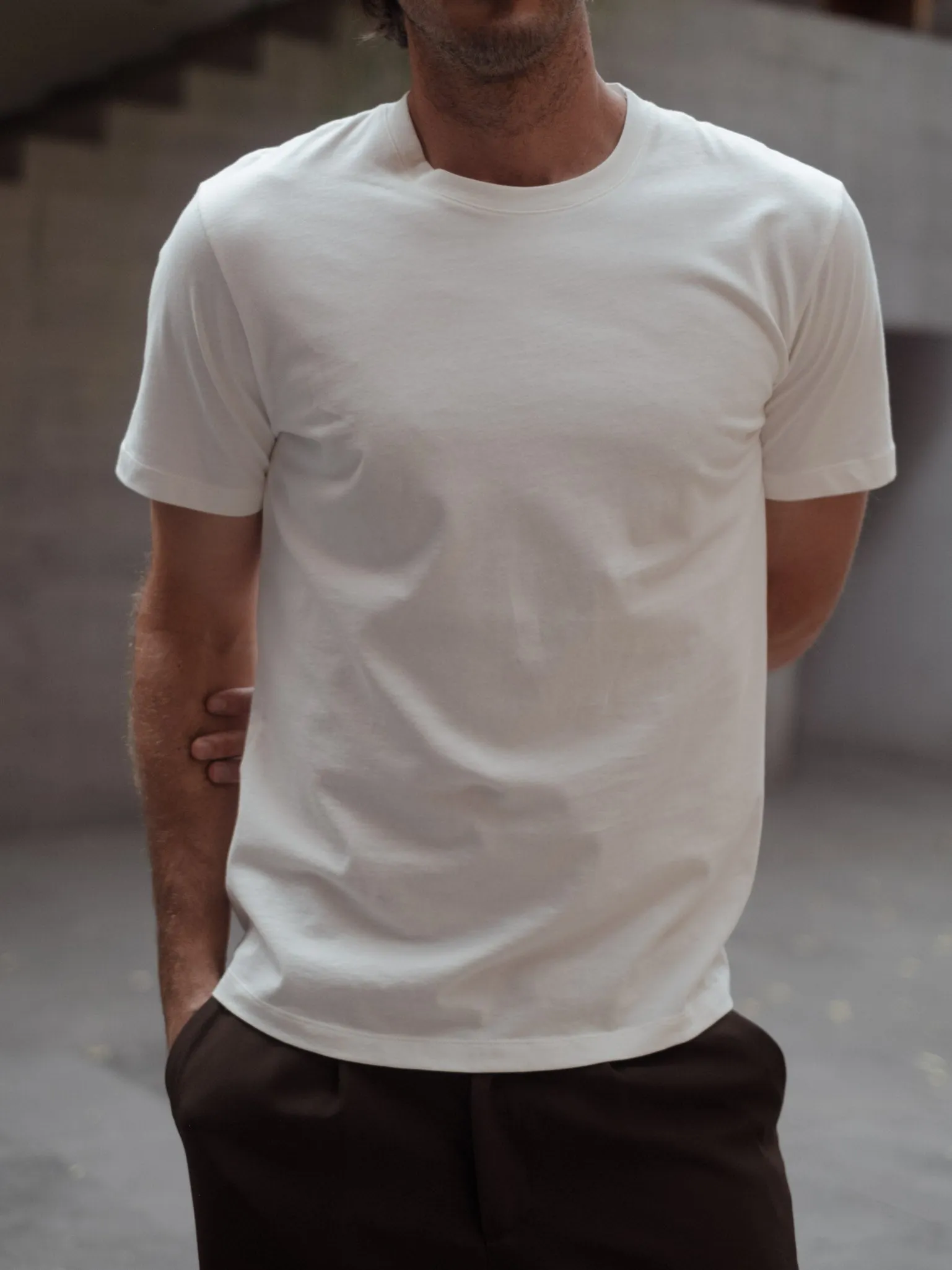 MEN RIGHT FIT TEE - CREAMY