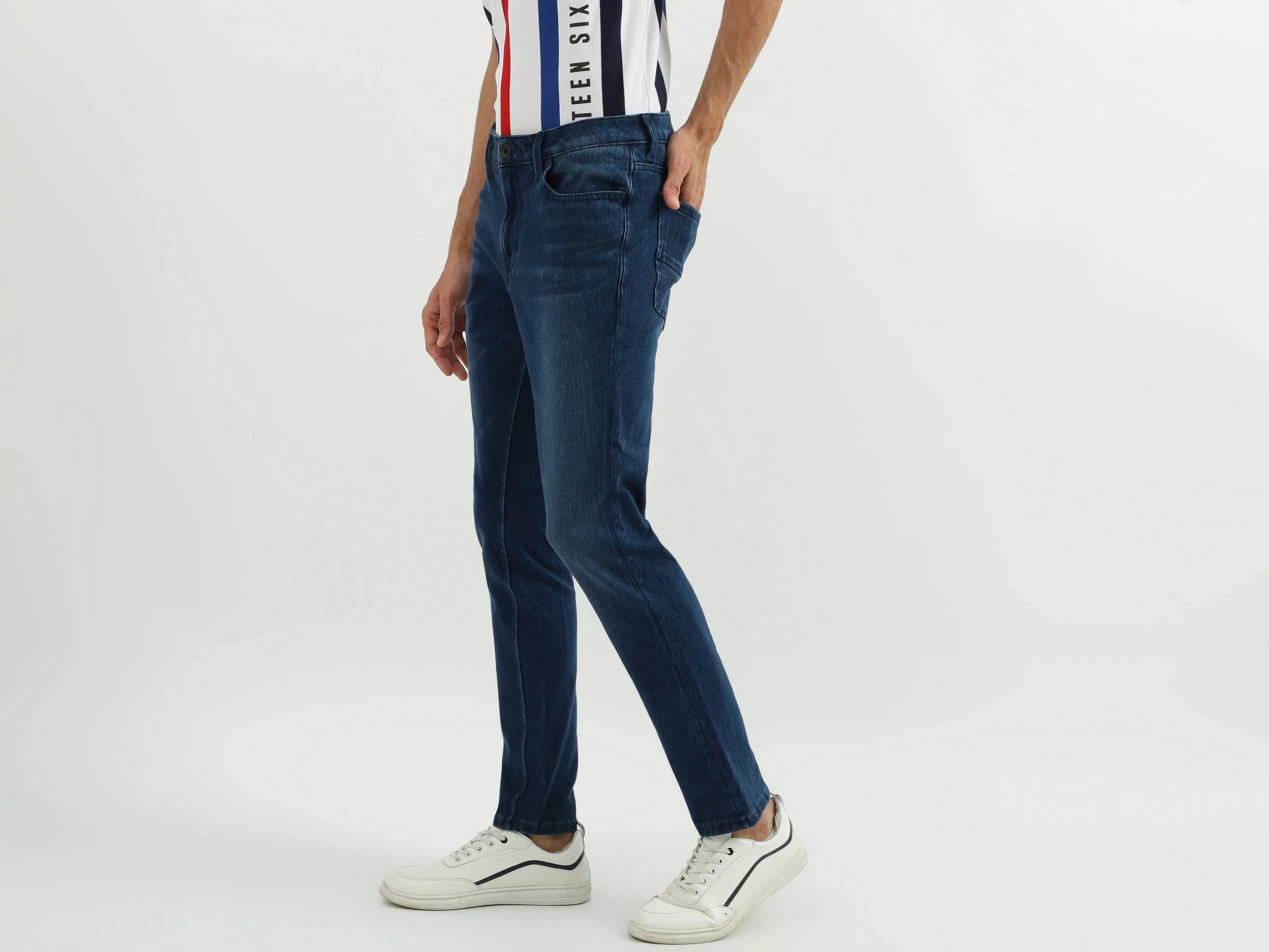 Men Solid Skinny Fit Jeans
