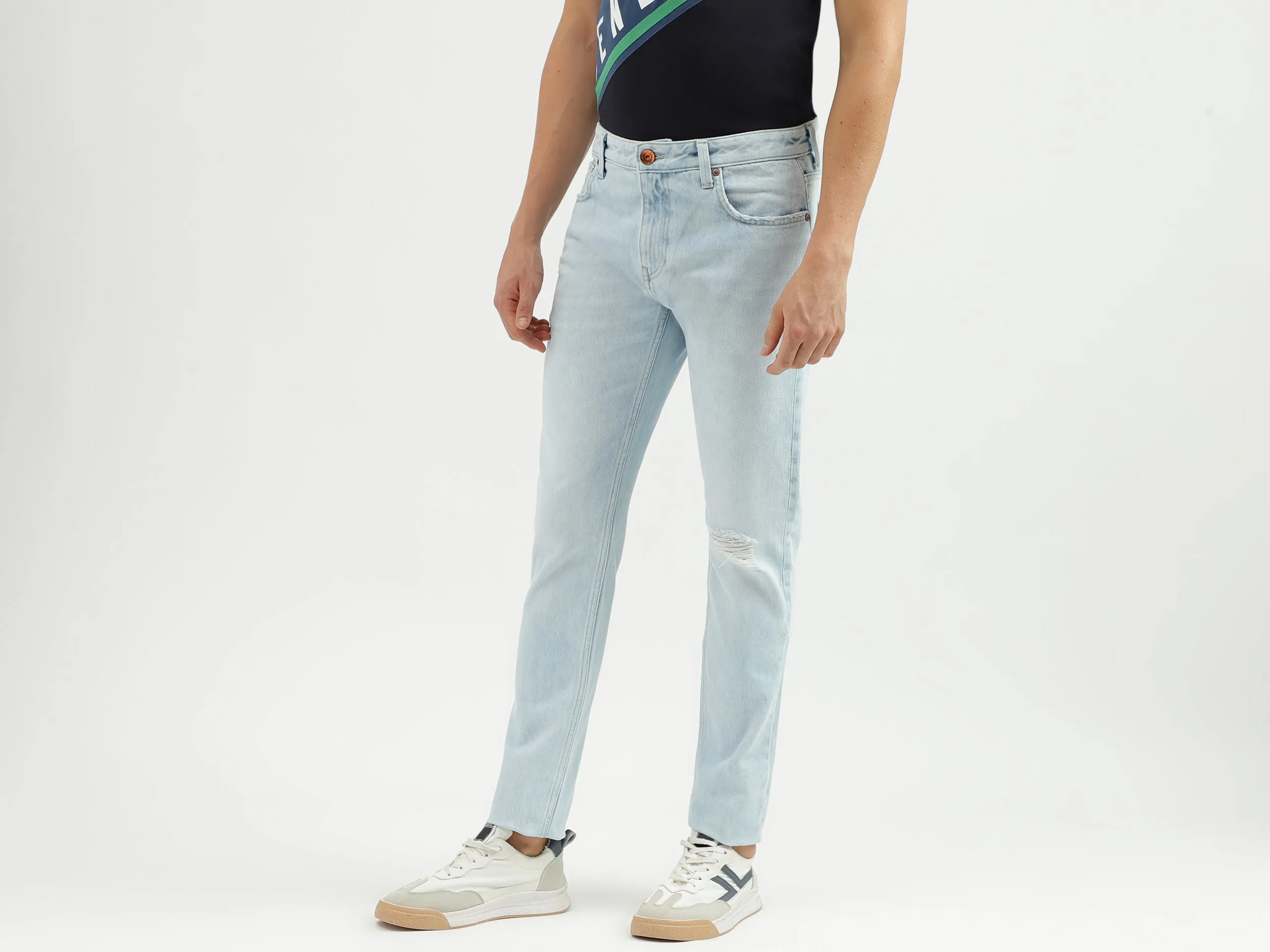 Men's Solid Slim Tapered Fit Jeans