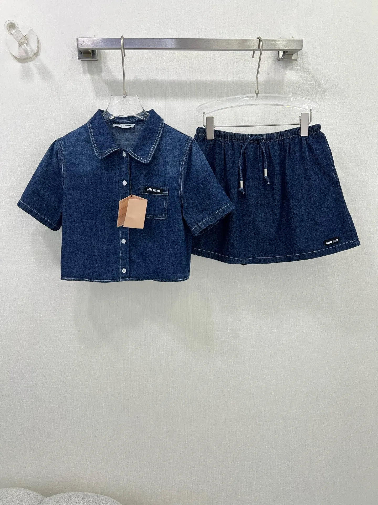 MU 25 new denim skirt suit