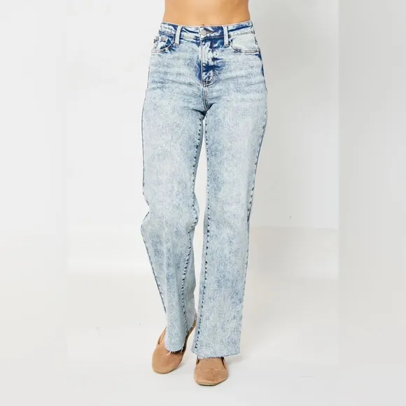 NWT Judy Blue High Waist Mineral Wash Raw Hem Wide Jeans