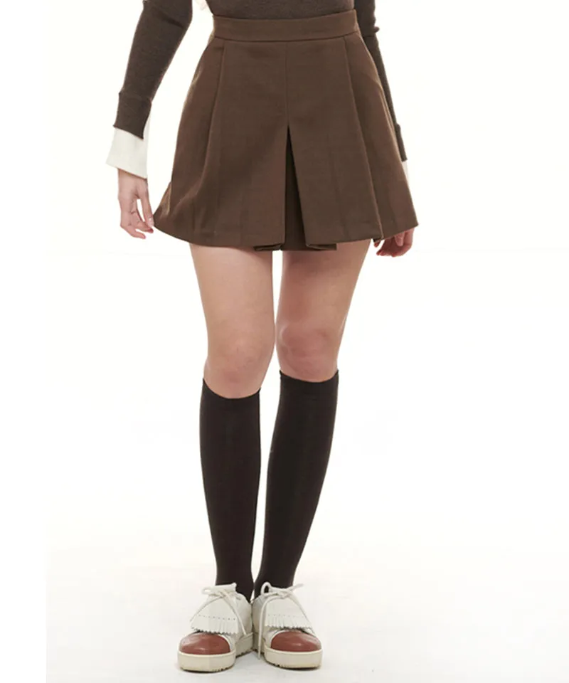 Q.C PLAY: Wool Pile Pin Tuck Pocket Skirt Shorts - 2 Colors
