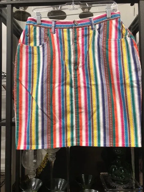 Rainbow 🌈 Mini, size 10. #944