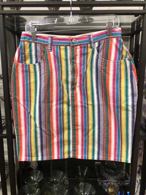 Rainbow 🌈 Mini, size 10. #944