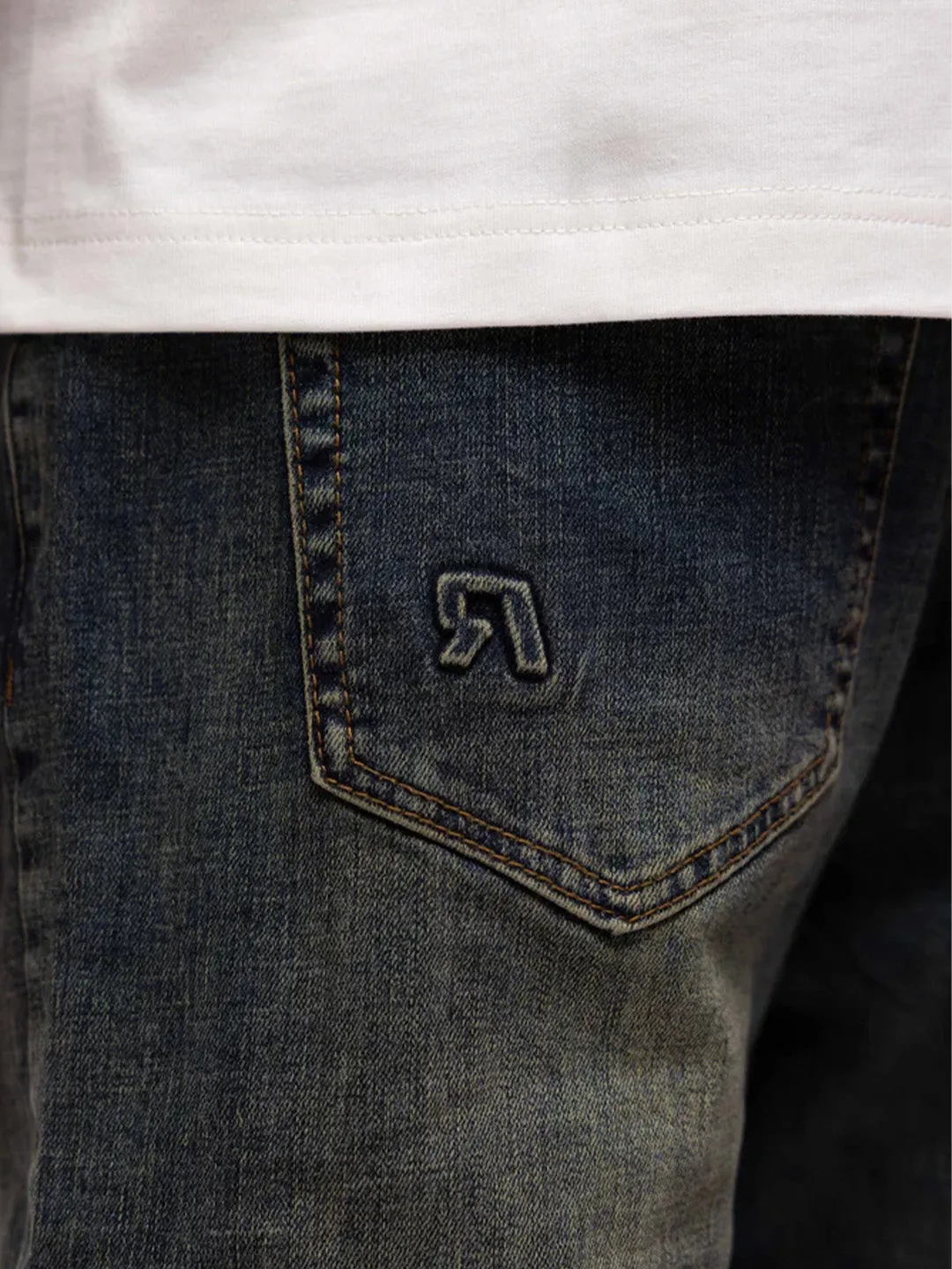 Rivero Plain Embossed Jeans | Dark Blue