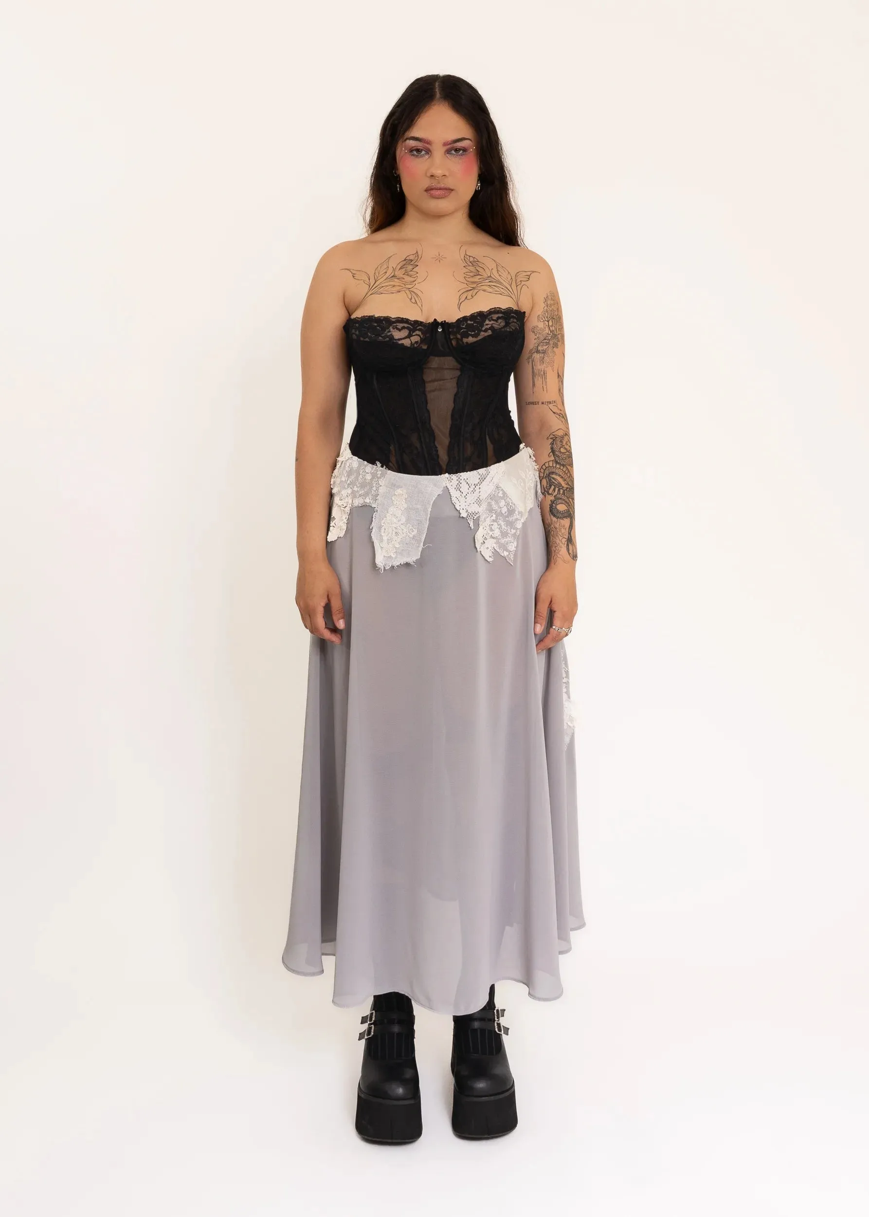 Silk skirt with lace appliqué