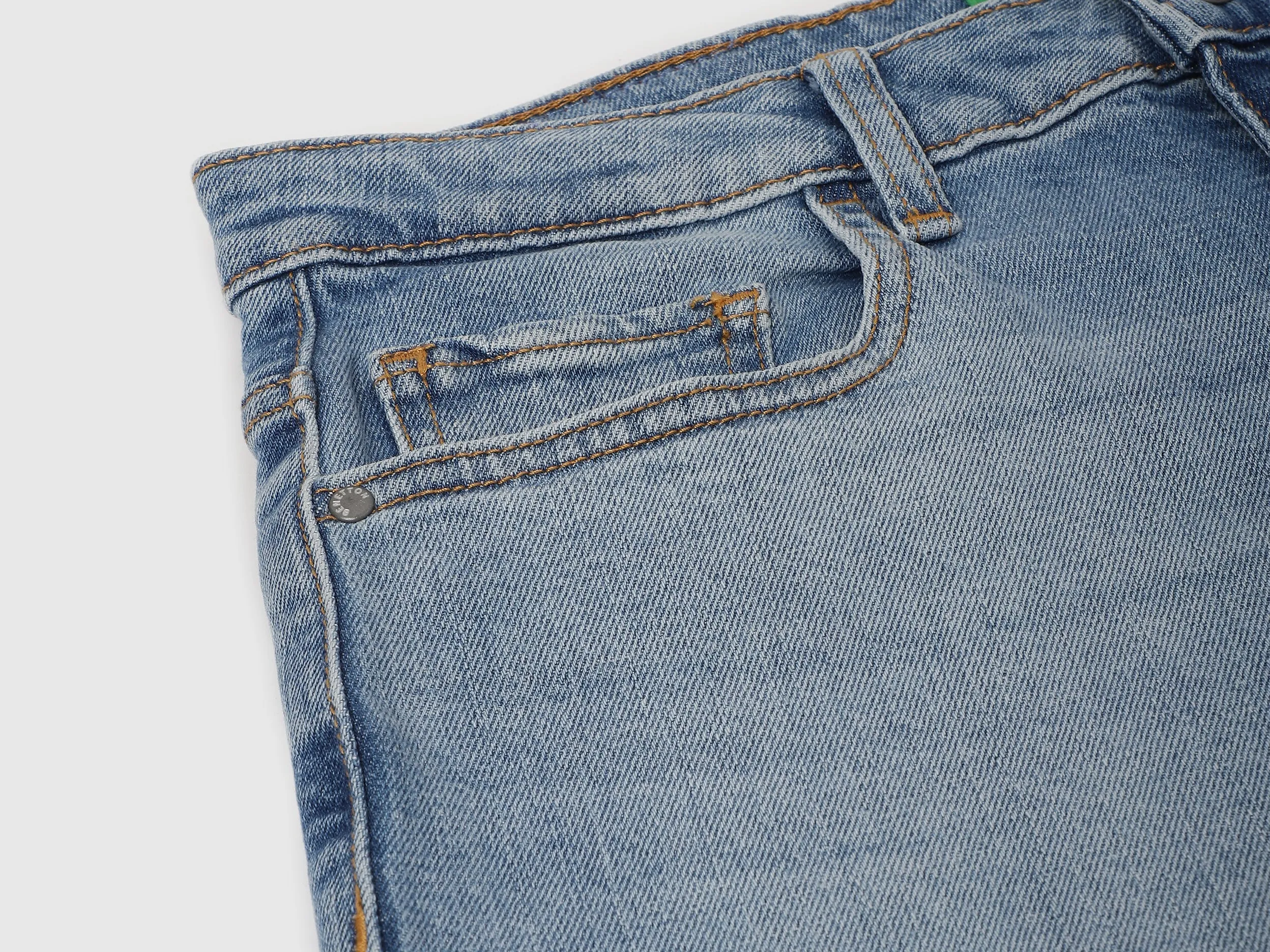 Solid Straight Fit Jeans