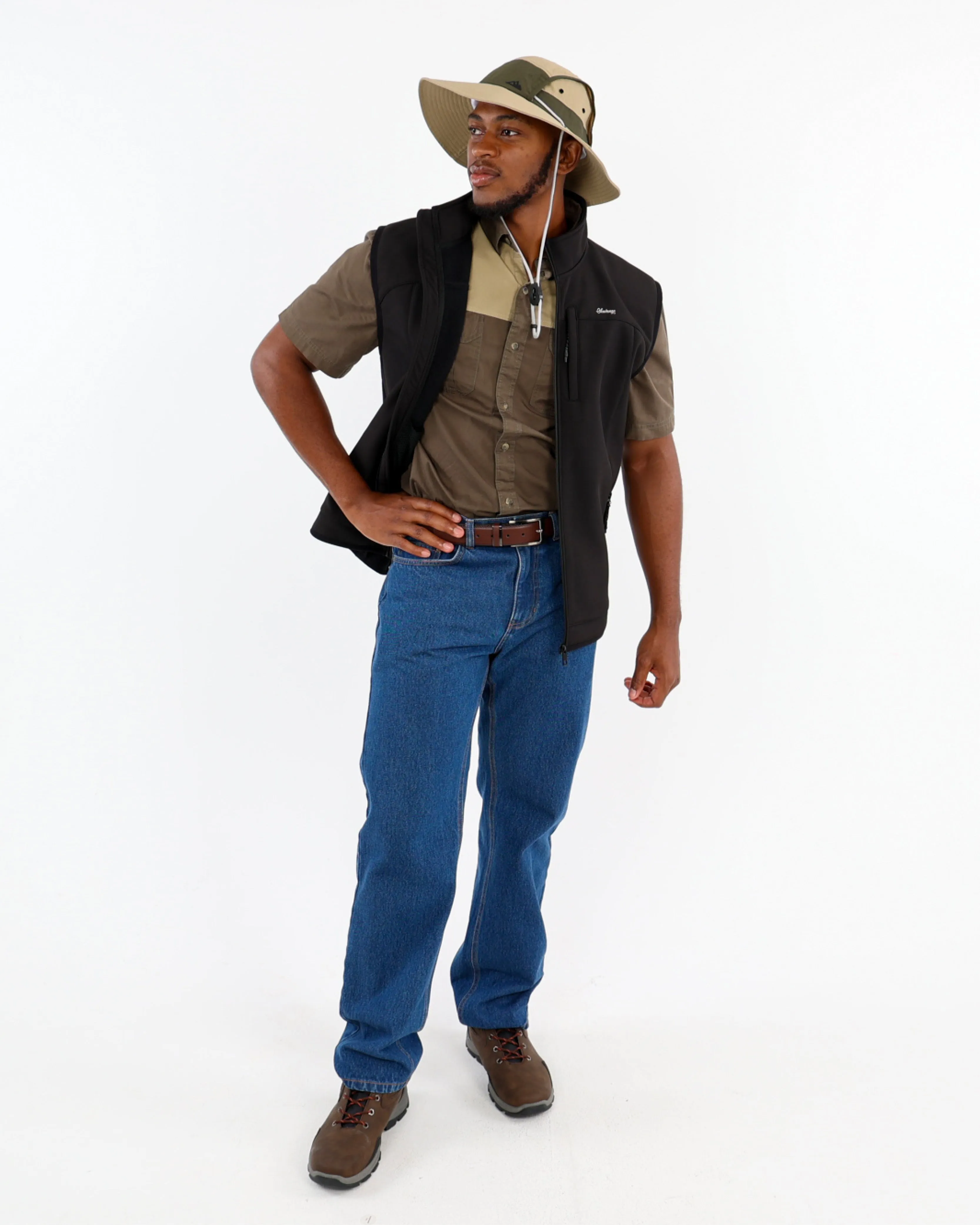 Tapered Fit Jeans