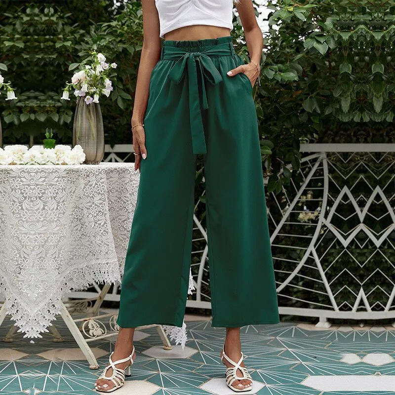 Tasha - Short pants with belt available in several colors