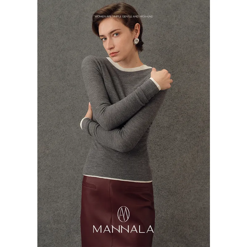 Three-Dimensional Water Ripple Sweater