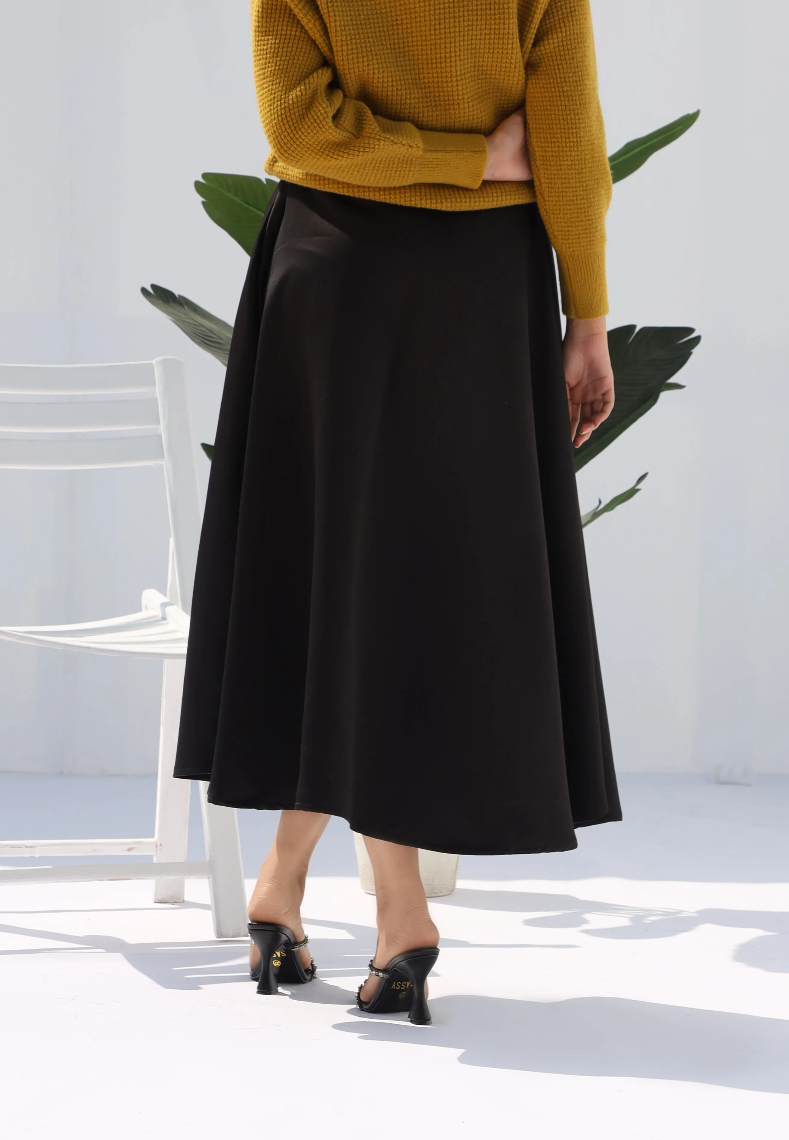 TwirlTide Skirt Black