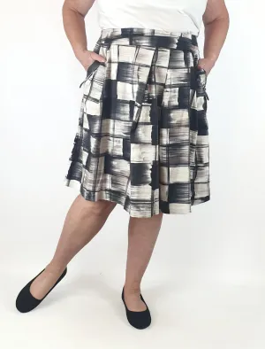 Veronica Mane black and white print skirt size 16