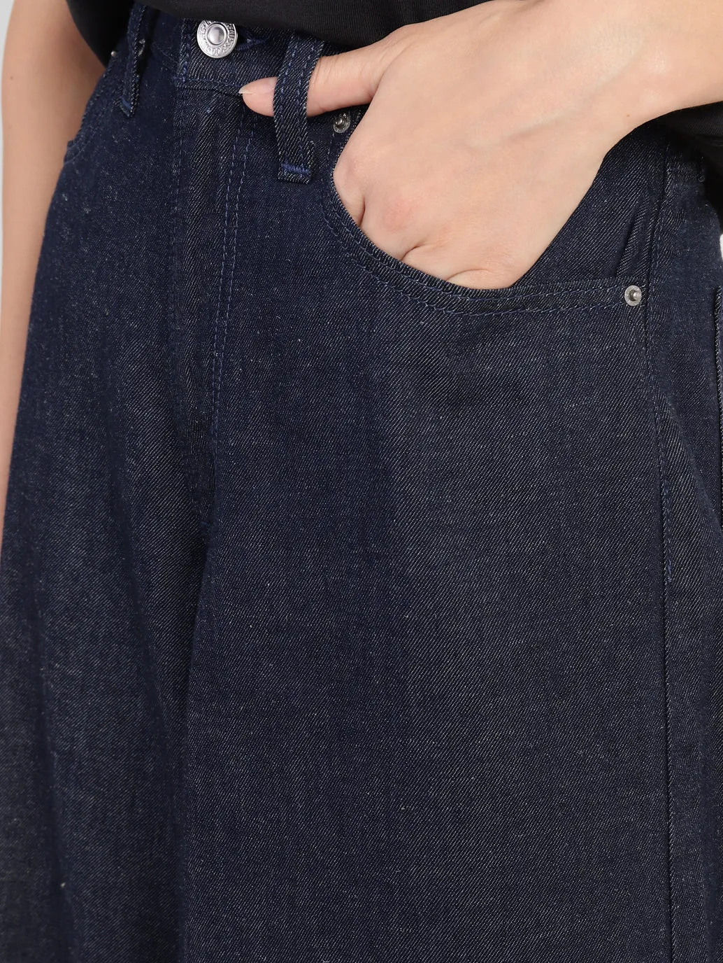 Women's Indigo Loose Fit High Rise Jeans