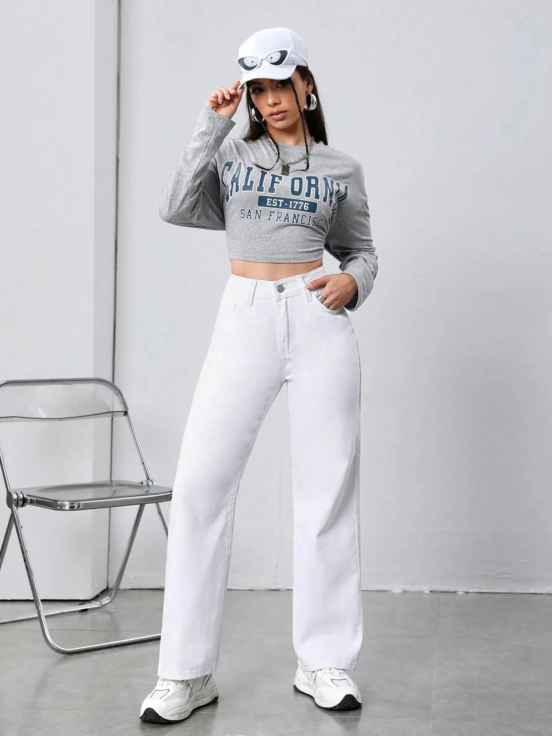 Women's White Straight High-Rise Clean-Look Regular-Length Stretchable Denim Jeans