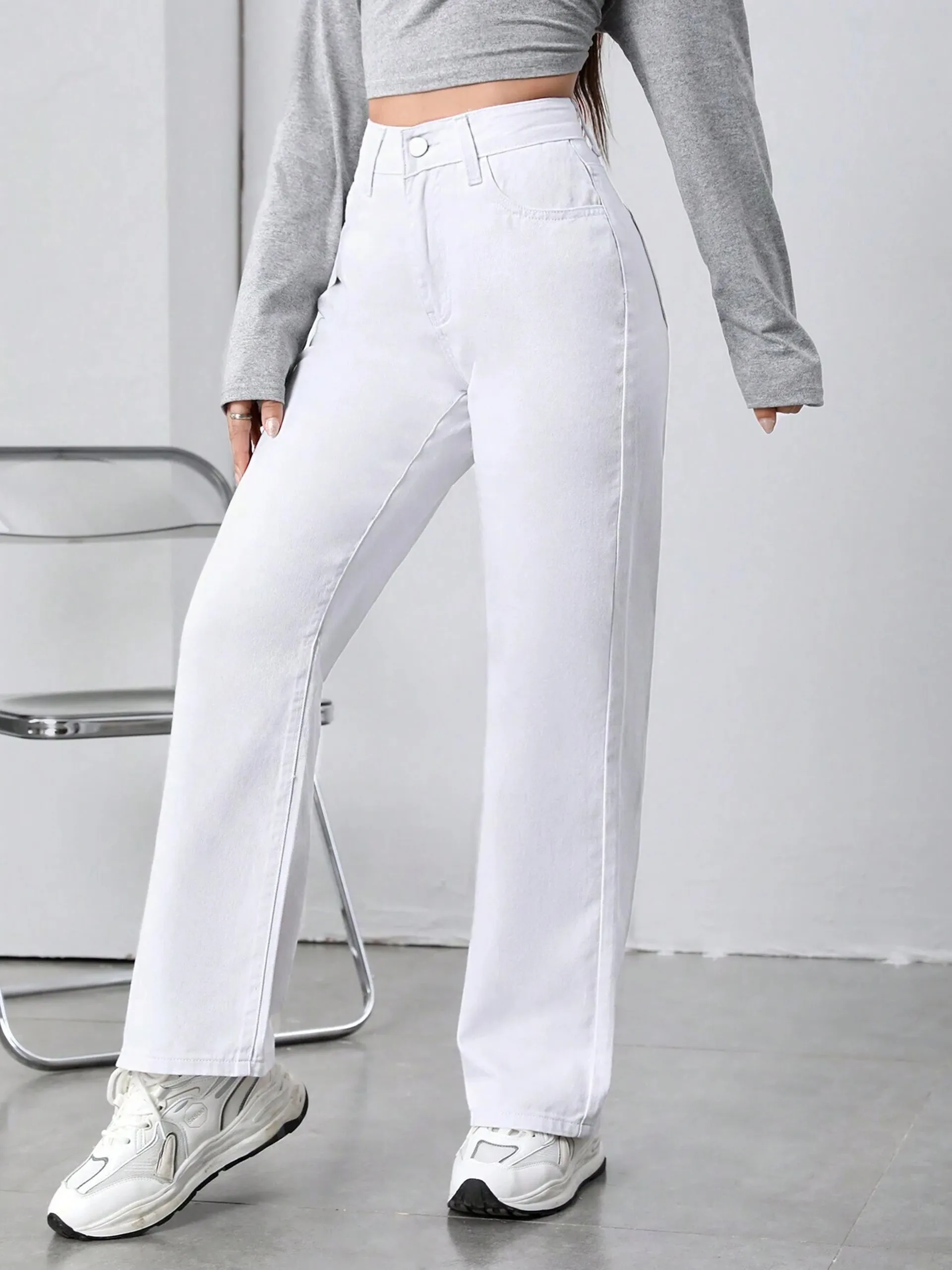 Women's White Straight High-Rise Clean-Look Regular-Length Stretchable Denim Jeans