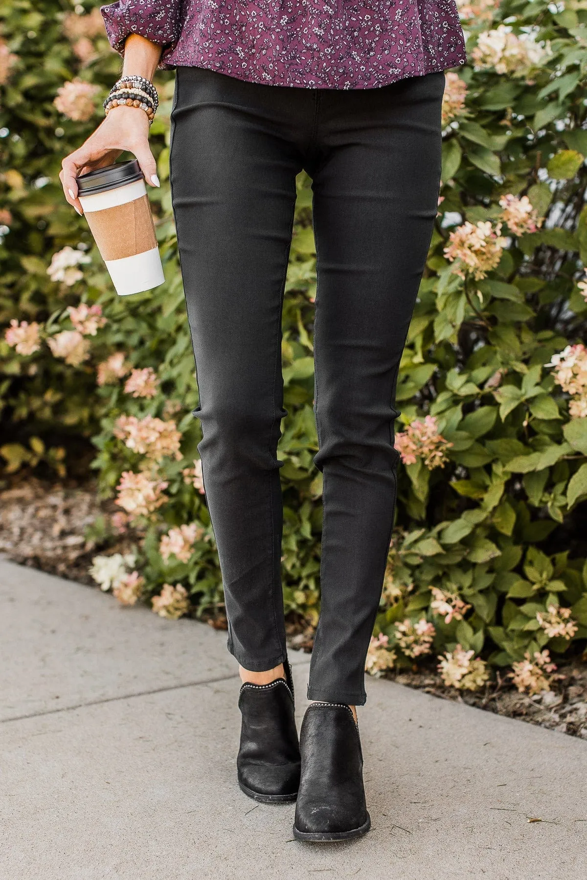 YMI Mid-Rise Jeggings- Dahlia Wash
